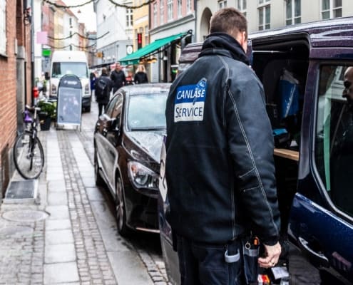 Med over 20 års erfaring kan vi hjælpe dig med alle former for låsearbejde. Ring i dag.
